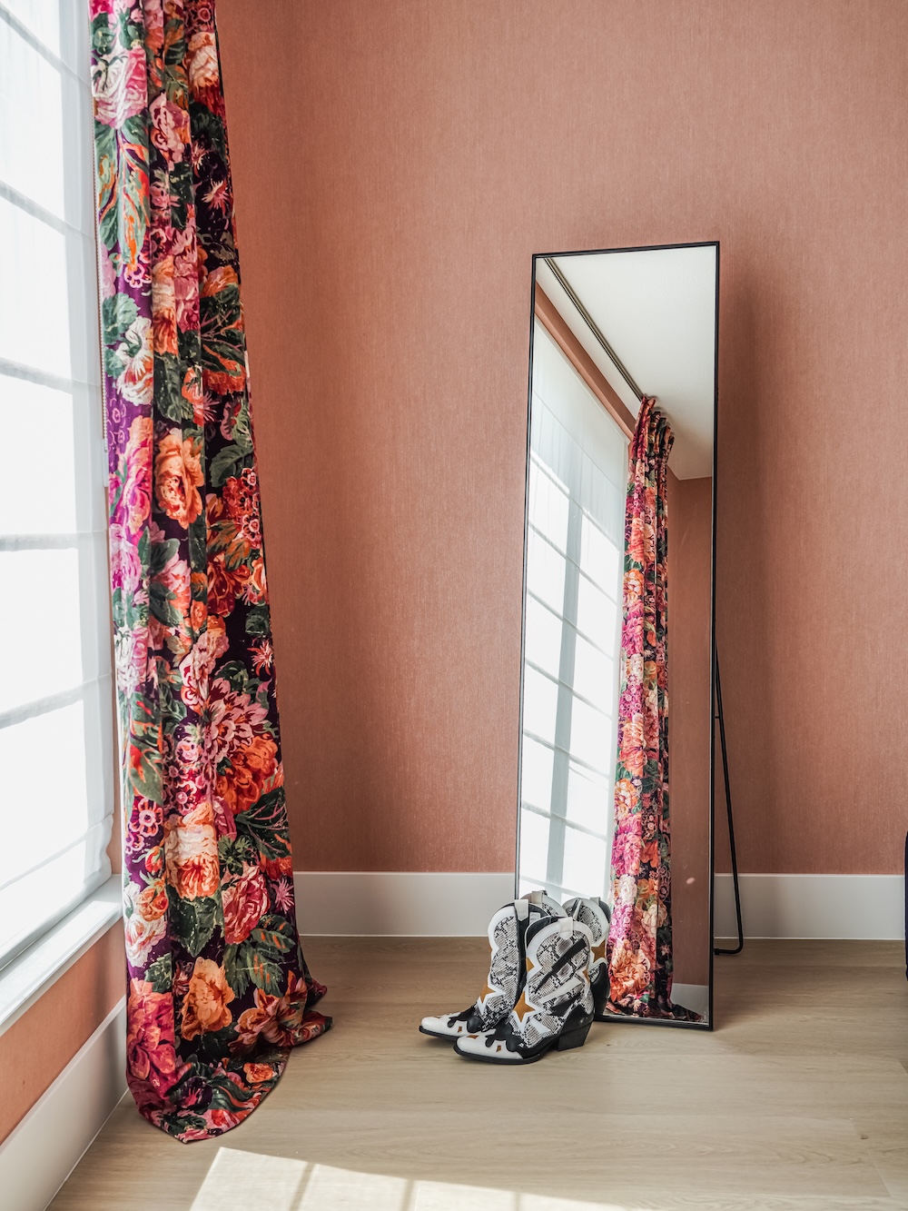 Foto Kleurrijk interieur met lef: Project Lisa van Nes FotoKleurrijk interieur met lef: Project Lisa van Nes